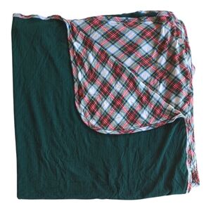 Posh Peanut Double Layer‎ Patoo Green Ribbed/Plaid Reversible Blanket 40x40